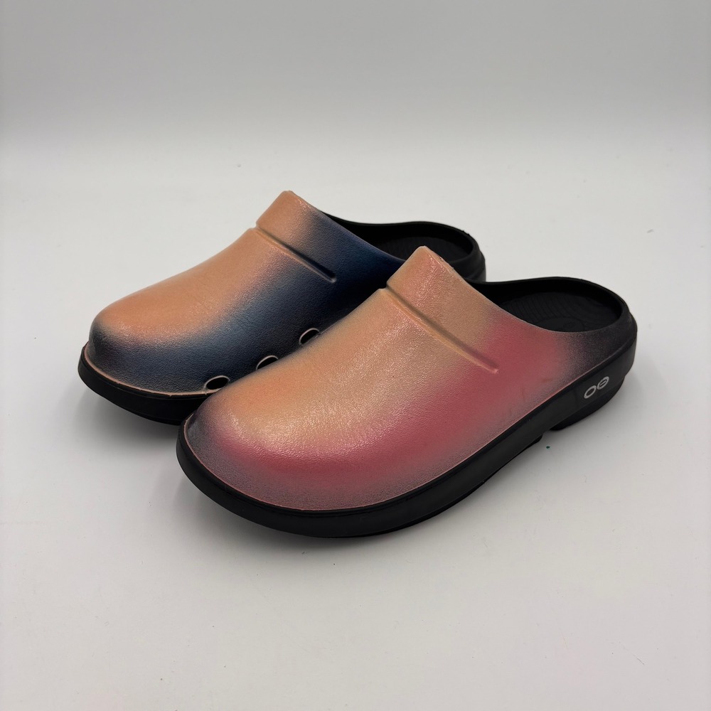 Oofos OOcloog Recovery Clogs Unisex M7 W9 Multi Ombre Good Arch Support Comfort